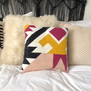 NWOT! Kilim pillow cover
